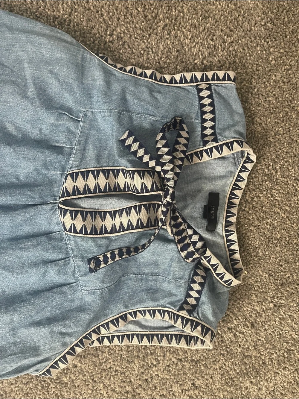 J.Crew Chambray Shift Dress 100% cotton Blue Embroidered Trim Sleeveless Size 6